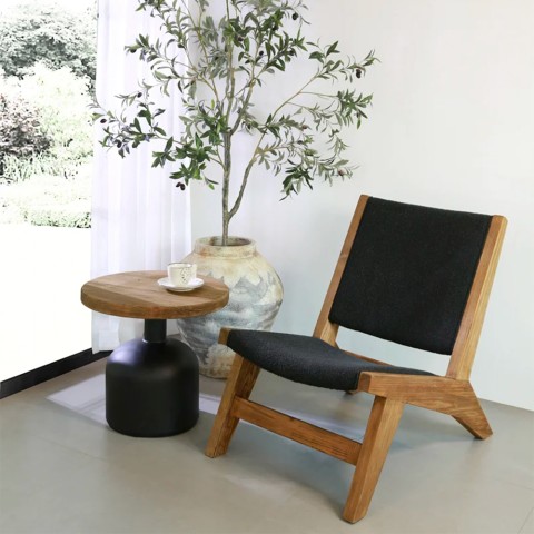 Cadeira poltrona de madeira tecido preto sala quarto Marlon Promoção