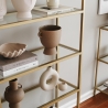 Estante de parede 165cm em metal dourado com prateleiras em vidro Lola Tall Oferta