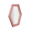 Espelho hexagonal de parede moderno com moldura em veludo rosa Tony Oferta