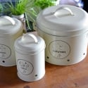 Lata de cozinha para batatas com furos e tampa Preço