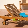 Espreguiçadeira de jardim em teca com rodas e mesa retrátil Carloforte Modelo